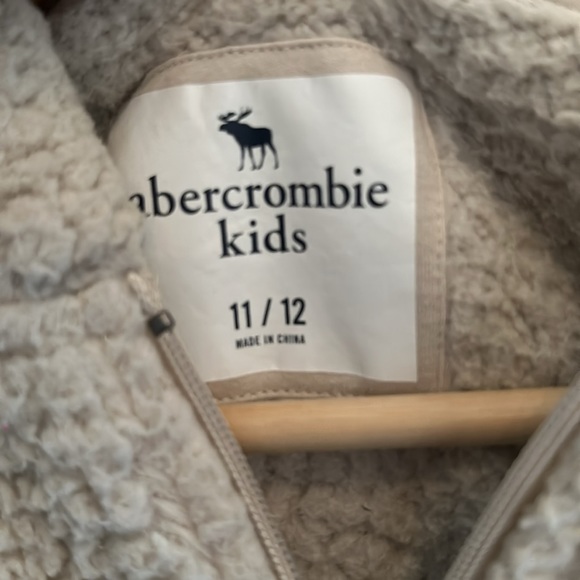 Abercrombie kids Sherpa jacket - Picture 3 of 6
